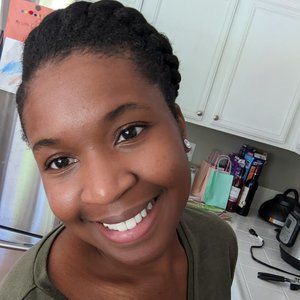 Meet your Posher, Ifeoma